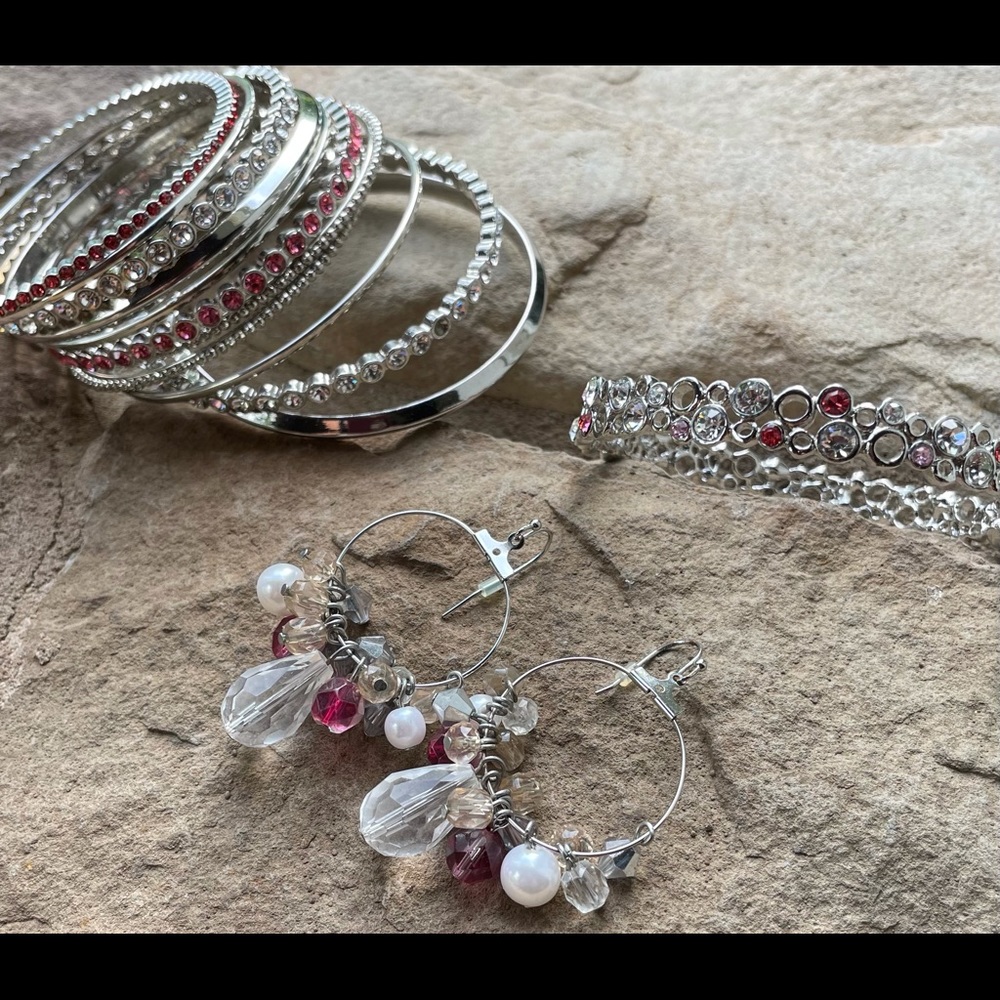 White House Black Market 3 Piece Jewelry Set